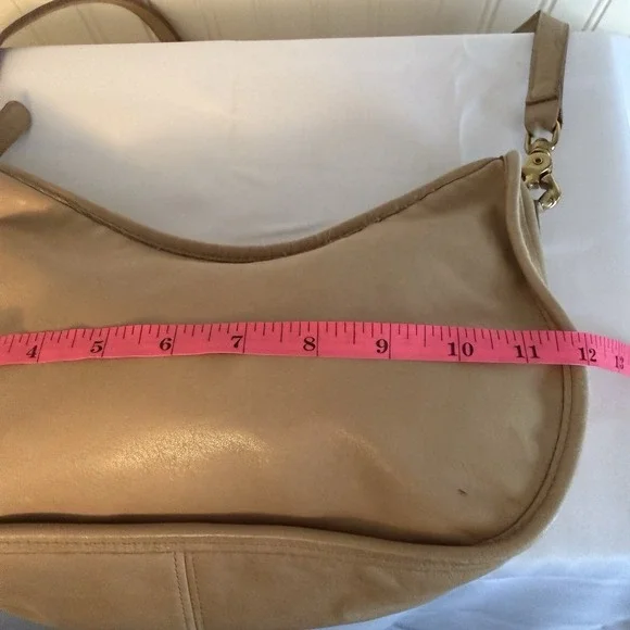 Vintage Coach Swinger Crossbody Shoulder Bag Purse Khaki Tan Camel Pre '94 USA